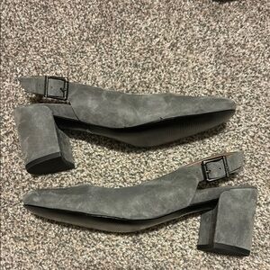 VIONIC Gray Suede Style Women's Block Heel Shoes Size 8